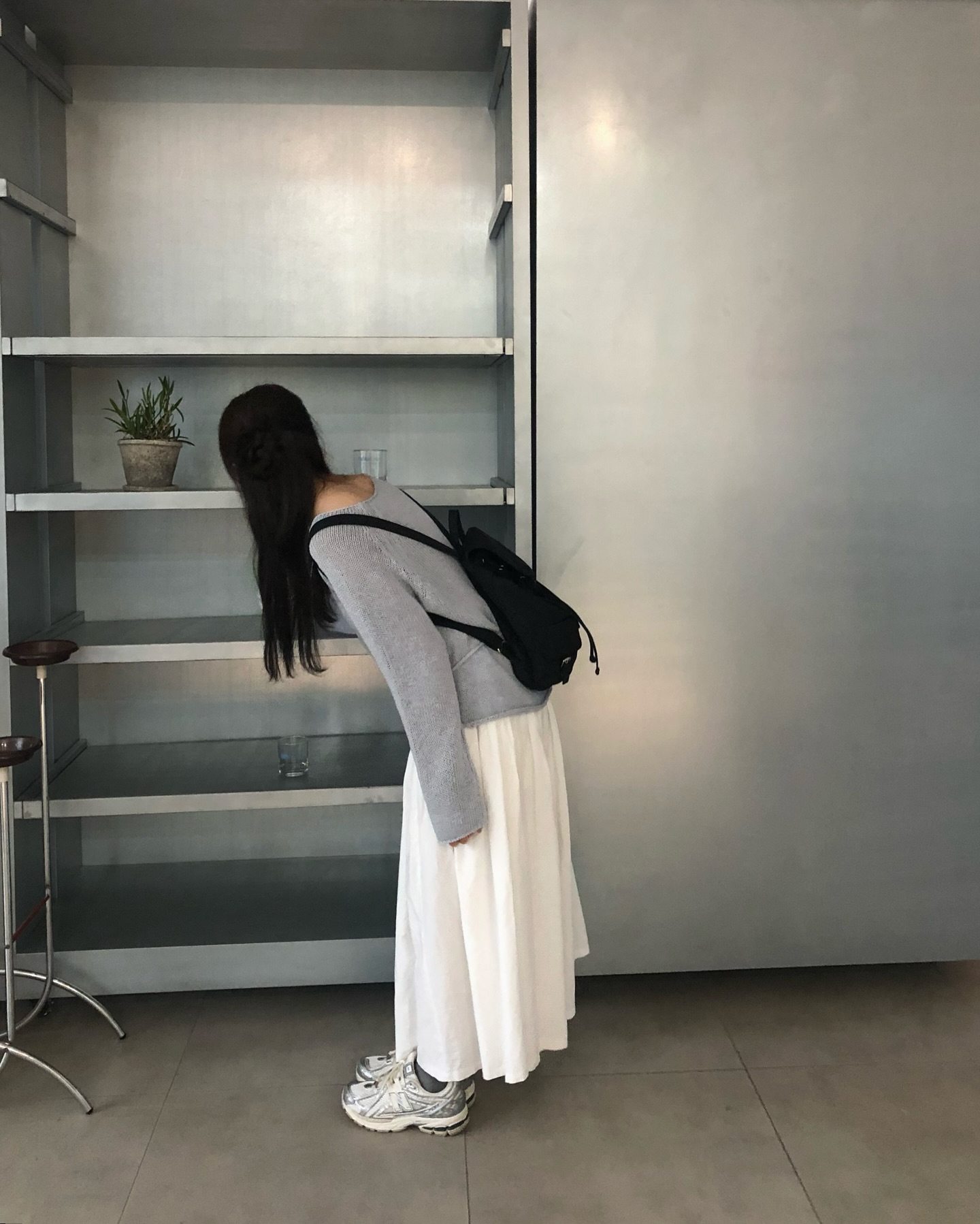 데이트룩은 화이트 롱스커트로🤍
화사하고 우아한 무드의 추천 여친룩✨ 이미지3