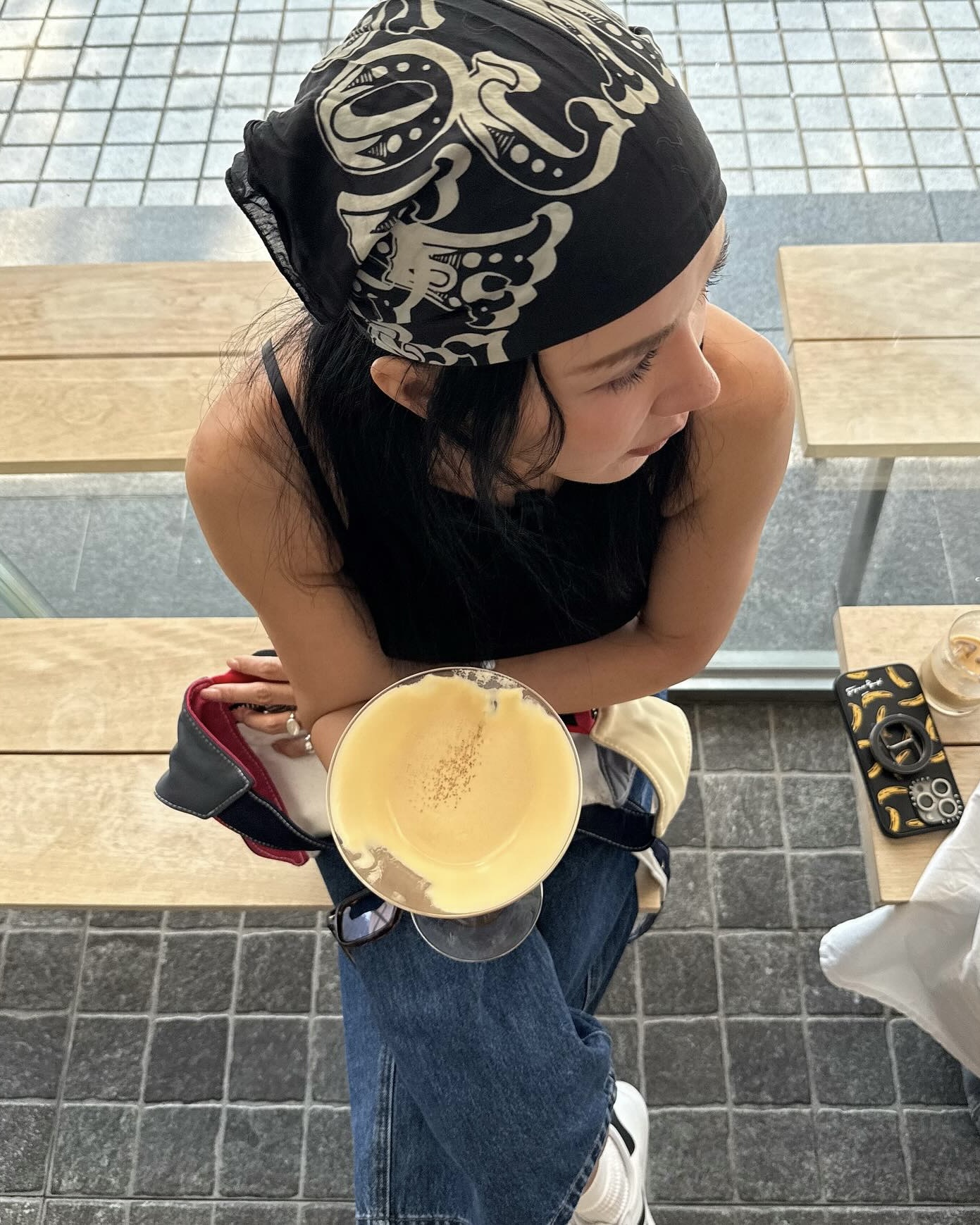 오늘 저녁 우리 @이거할까??📸
와인 잔이 아니라 사진용 소품?!🍷 이 각도부터 저장하세요 이미지8