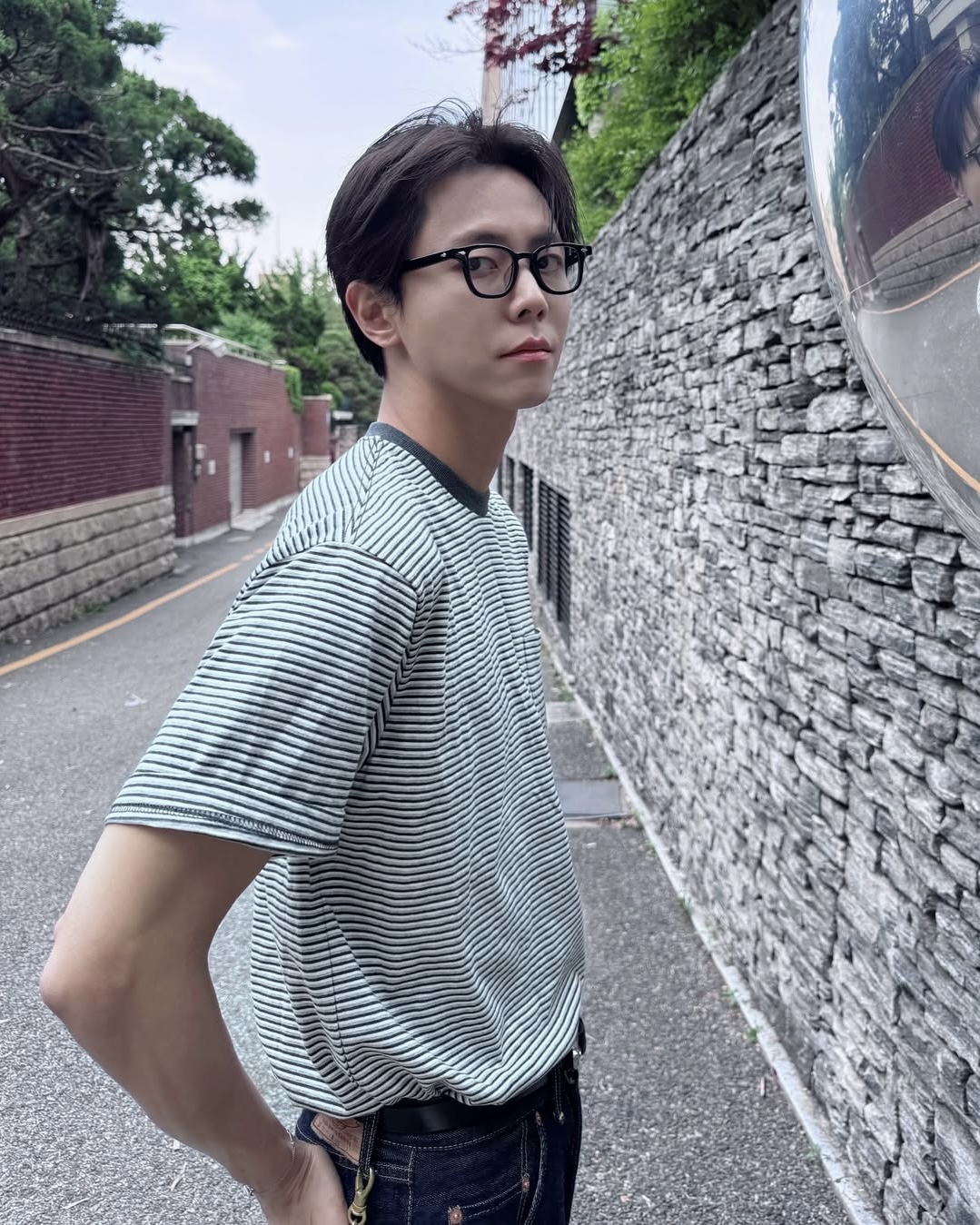 얇을 스트라이프 반팔티 고🤖 이미지