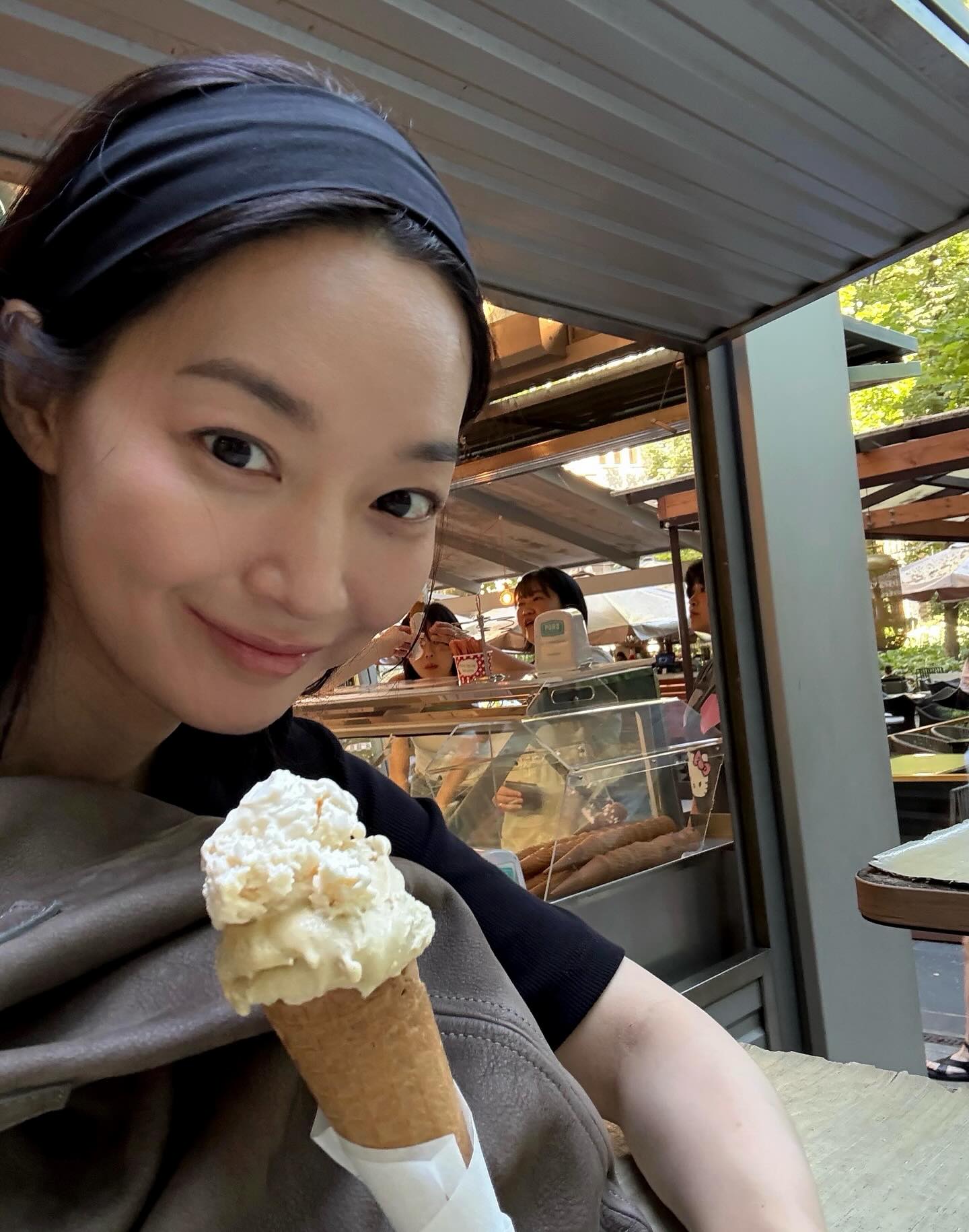 여름 헤어밴드 최고봉💙민아언니 이미지