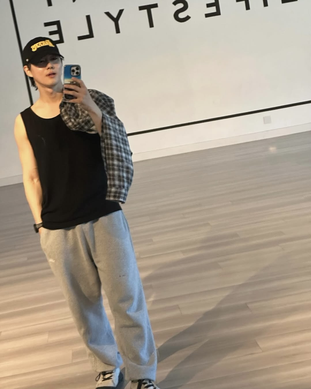 일상 속 자주 신는 norda👟 이미지8