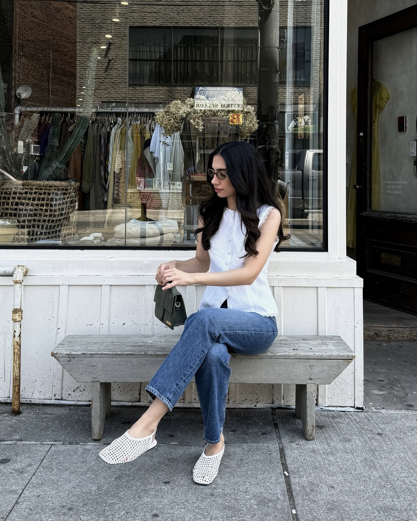 기본템 그 이상인 청바지👖
포인트 없이 멋 내고 싶을 땐, 청바지 꺼내 입어보세요🩵 이미지4