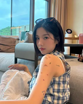 한 번 보면 자르고 싶어지는 단발💇♀️
단발머리 여신들 참고해서 실패 없는 스타일링 해보세요.💓 이미지