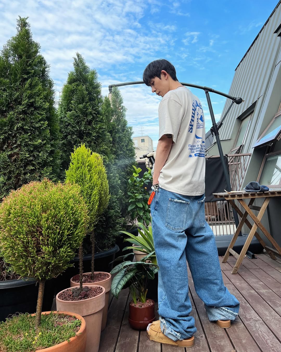 흰 티에 연청 안어려워👖 이미지4