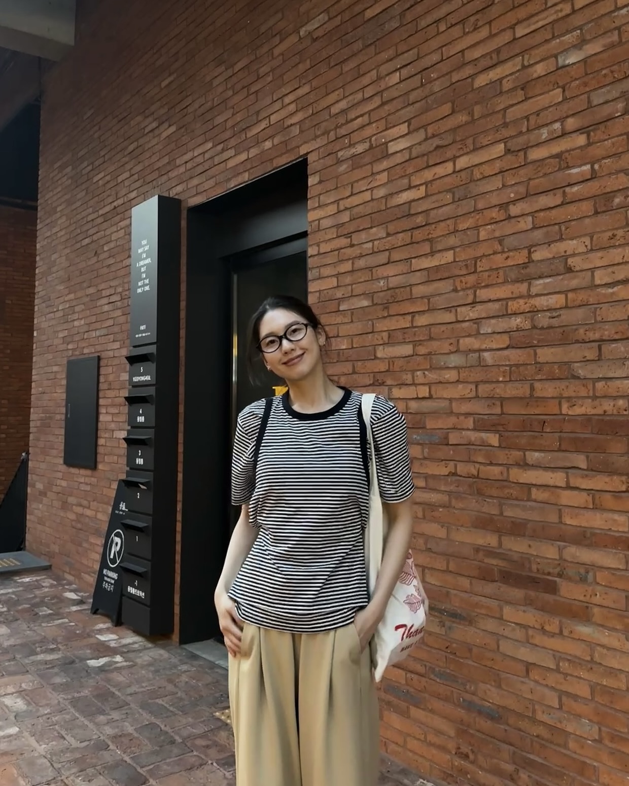 연관 토픽 이미지
