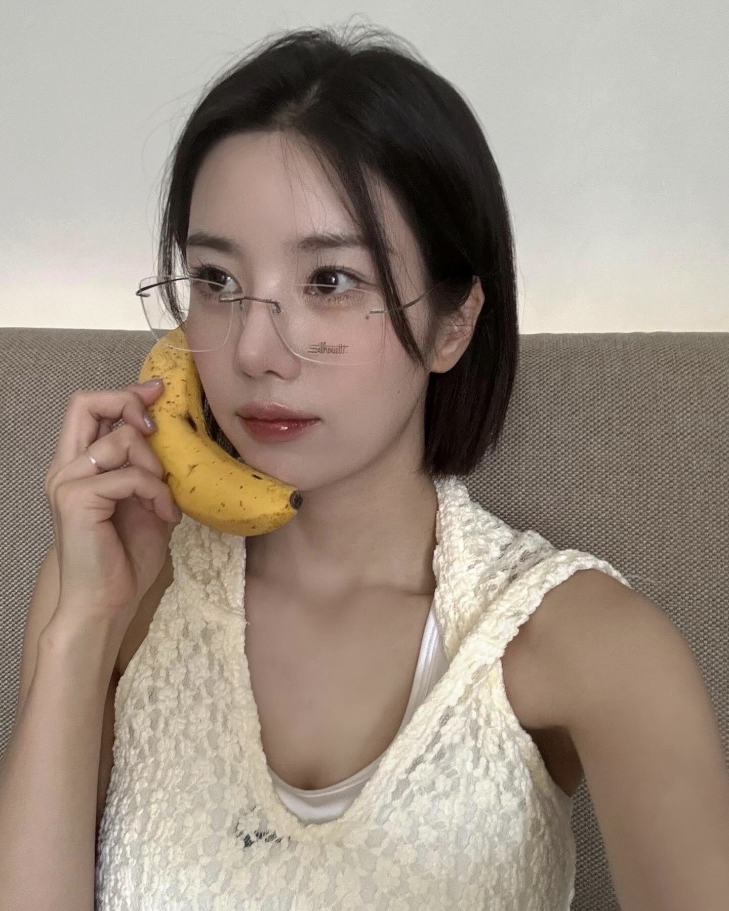 무테안경, 테는 없지만 템은 확실😎 이미지"