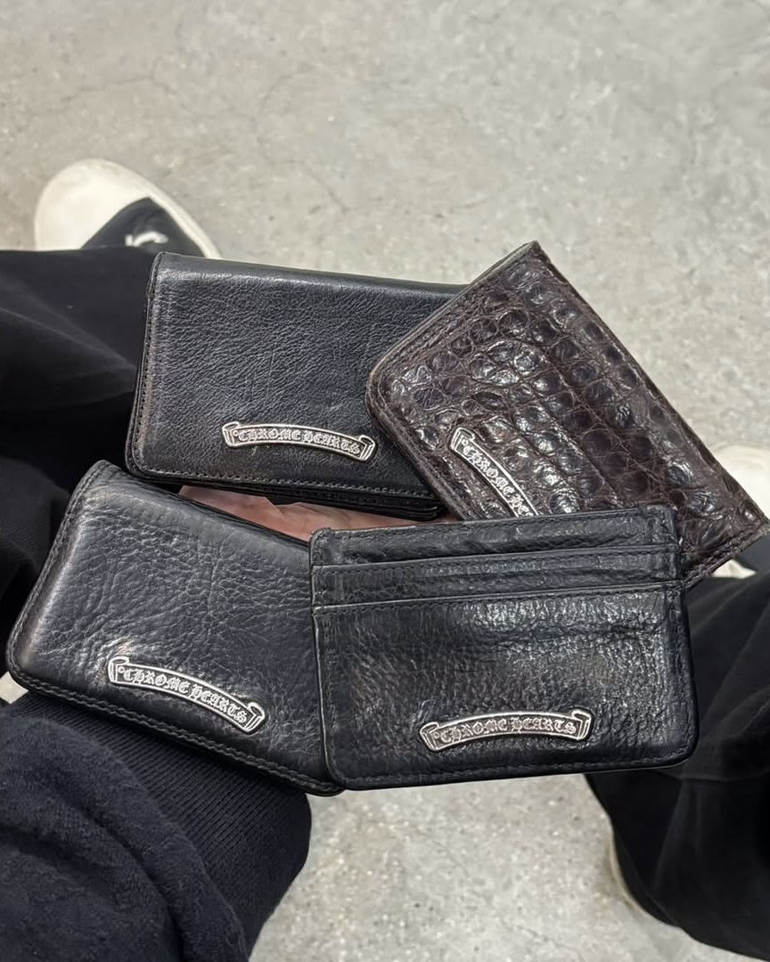 크롬하츠 지갑 쓰면 부자되나💸 이미지