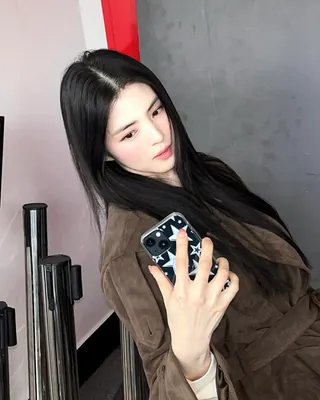 곱슬머리는 매일 아침이 전쟁‼️
이 사진 들고 가서 매직하면 저렇게 될 수 있나??🥲 이미지