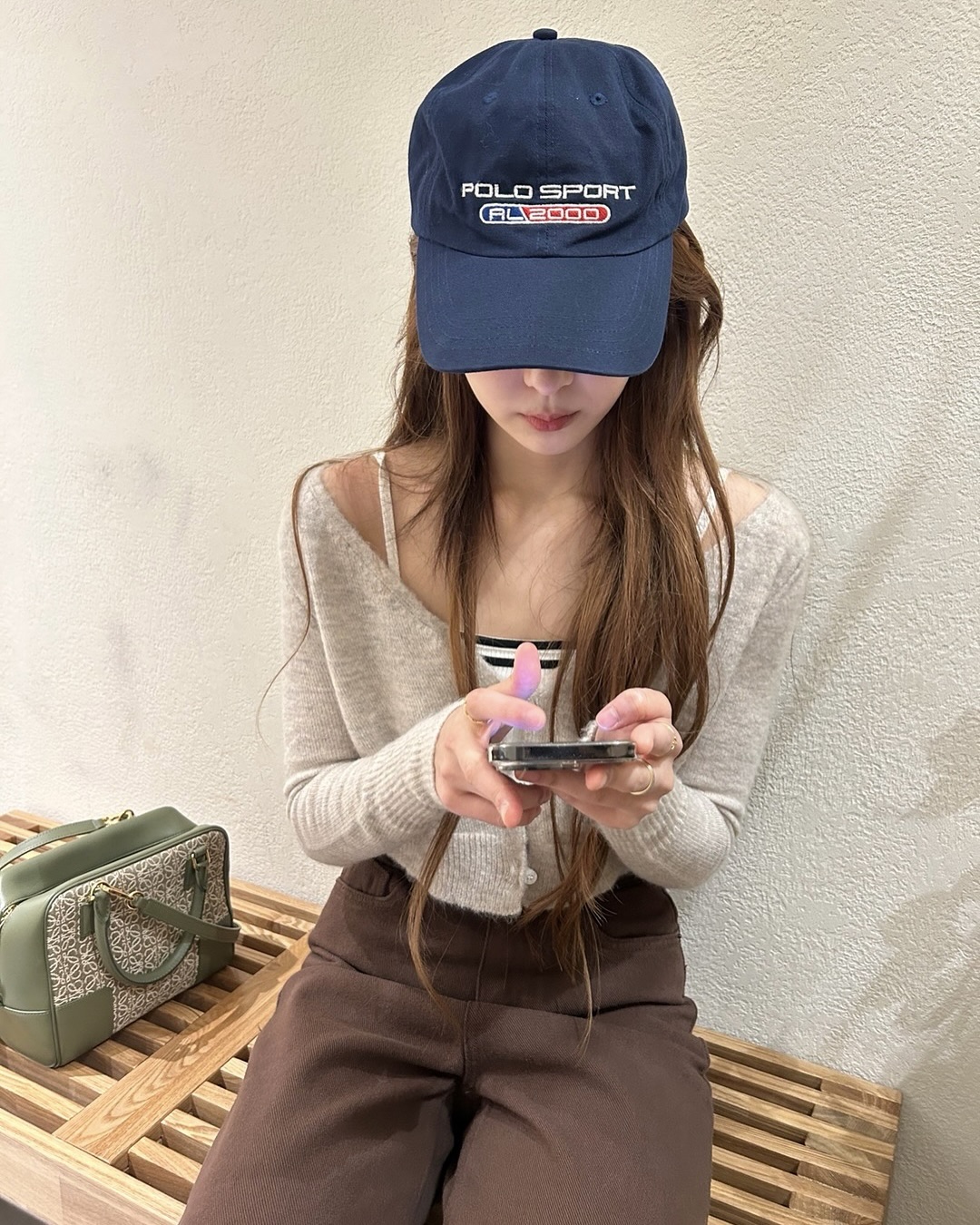 햇빛도 에어컨도 걱정 끝🤍
실내외 온도차에 걸치기 좋은 여름 가디건 스타일링✨ 이미지4