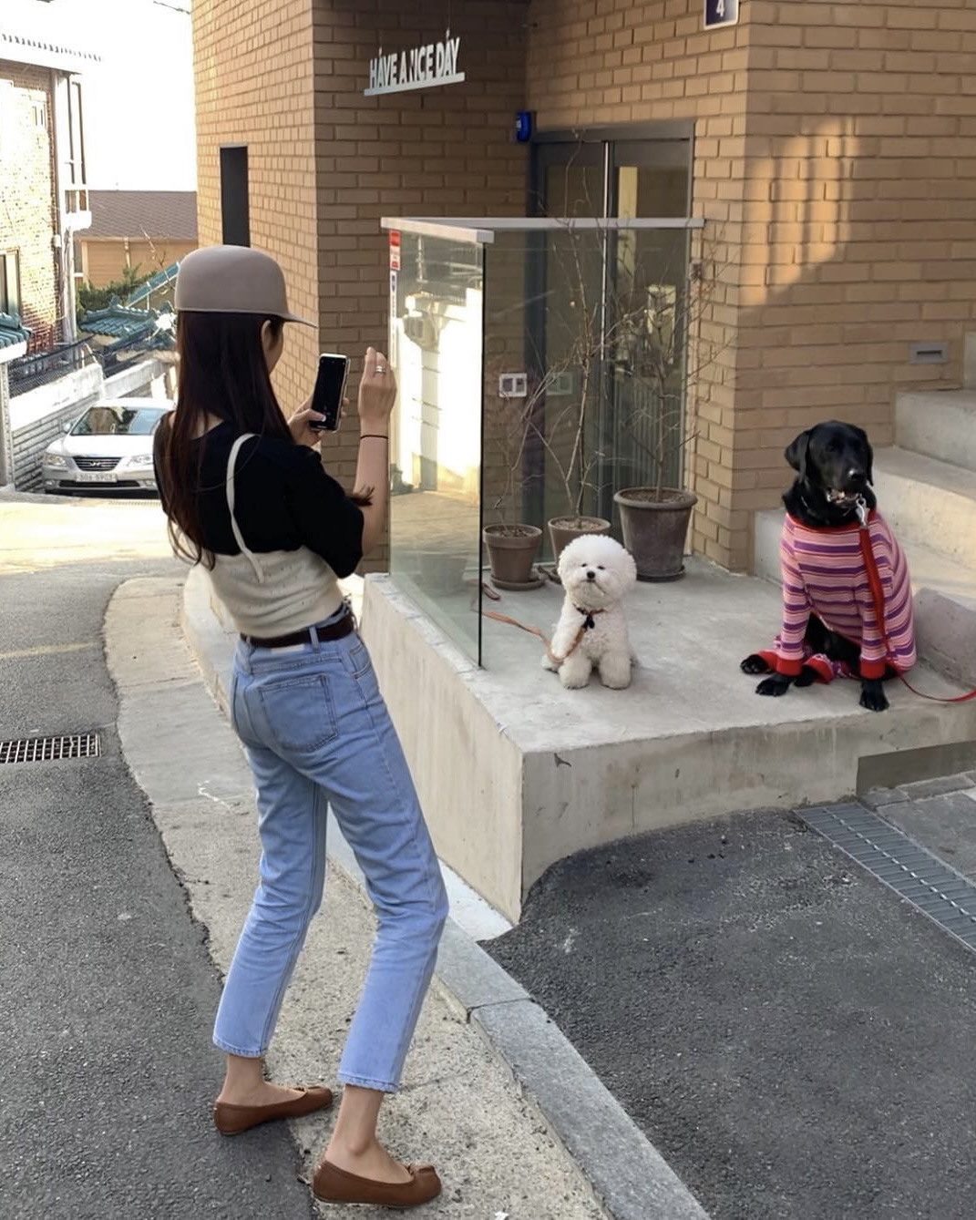 유행은 잠깐, 타비 슈즈는 영원해💫
변함없는 매력의 타비 슈즈, 지금 시작해도 완벽해요💖 이미지