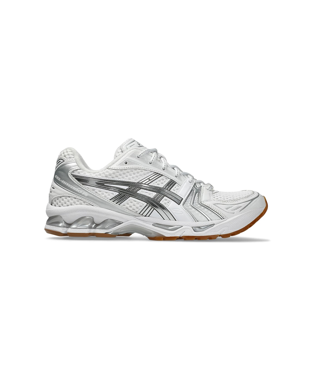 가수 빽가의 남다른 신발 사랑
캠핑과 라이딩, 그의 일상을 책임지는 스니커즈 아이템 2가지👟

독보적인 패션 감각으로 주목받는 코요태 빽가의 매력적인 스니커즈를 확인해 보세요.

반스 올드스쿨 플레임 블랙 2017
반스의 아이코닉한 올드스쿨 실루엣에 강렬한 불꽃 그래픽이 더해져 스트리트 무드를 극대화한 모델입니다. 스니커즈의 확실한 포인트로 반항적인 스타일의 정점을 보여주었습니다.

아페쎄 x 아식스 젤 카야노 14
아식스의 젤카야노 14에 아페쎄의 감성을 더한 협업 제품입니다. 실버 컬러의 포인트가 룩에 세련된 활력을 제공하여, 스포티하면서도 감각적인 캠핑 룩을 연출했습니다. 이미지6