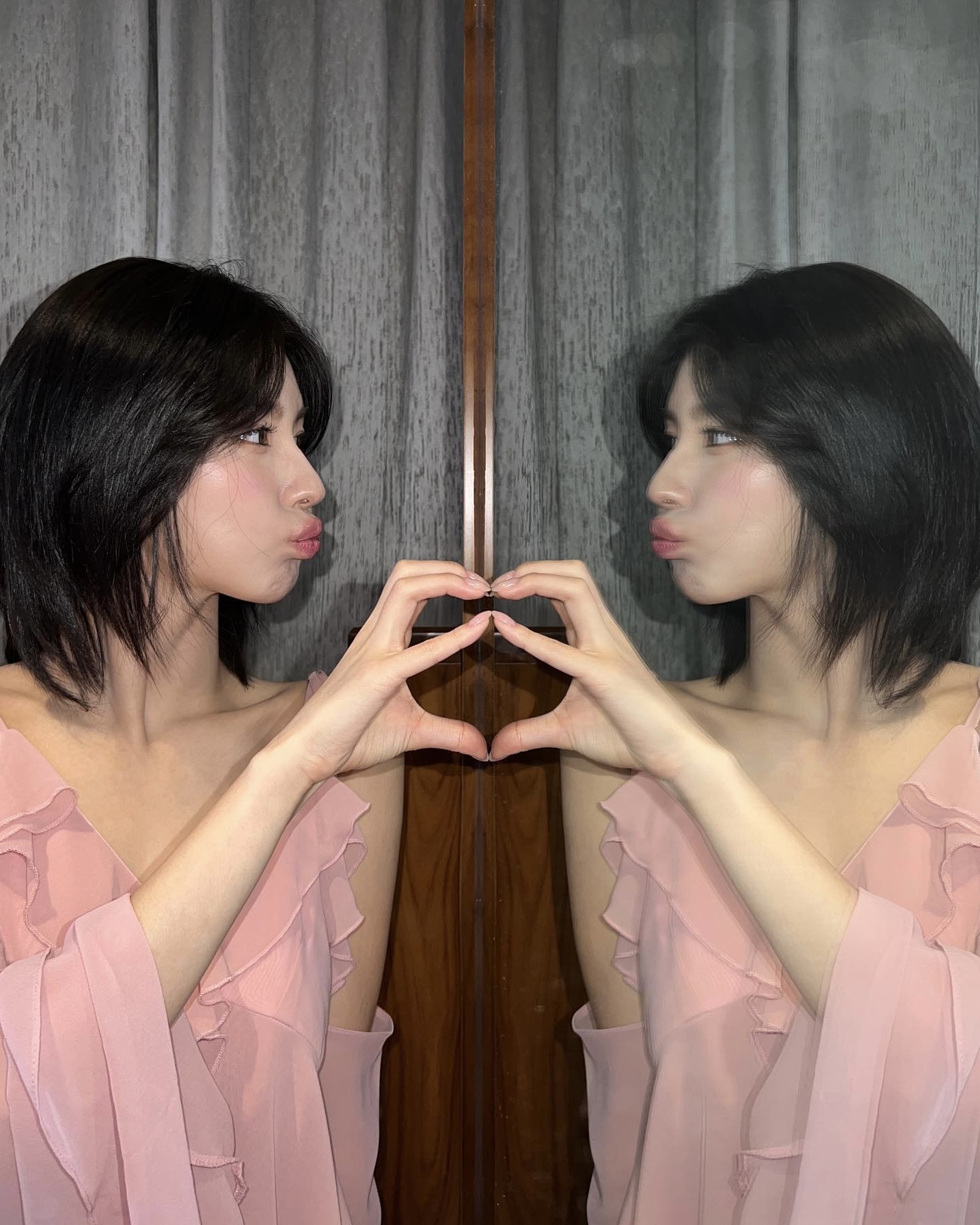 단발 허쉬컷으로 분위기 변신💇🏻‍♀️🤍
헤어스타일이 질렸다면, 단발 레이어드로 기분 전환해보세요.✨ 이미지6