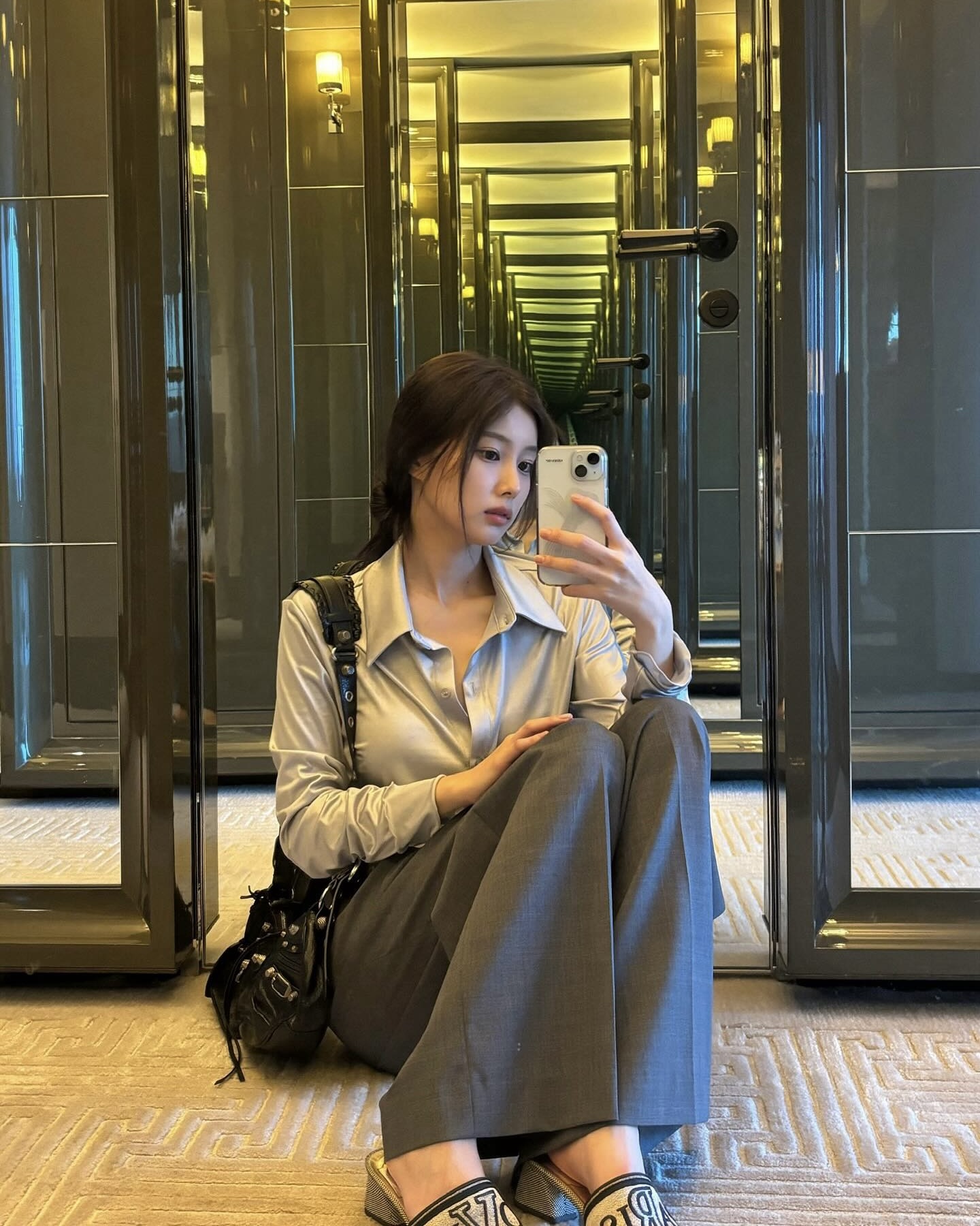 예쁜 여름 아우터🤍💚어떤 셔츠해?
여름에도 포기 못해🔥얇고 가벼운 셔츠로 예쁨추가 이미지8