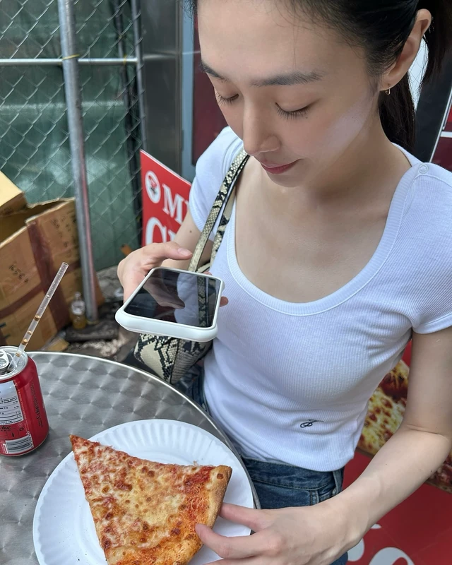 연관 토픽 이미지
