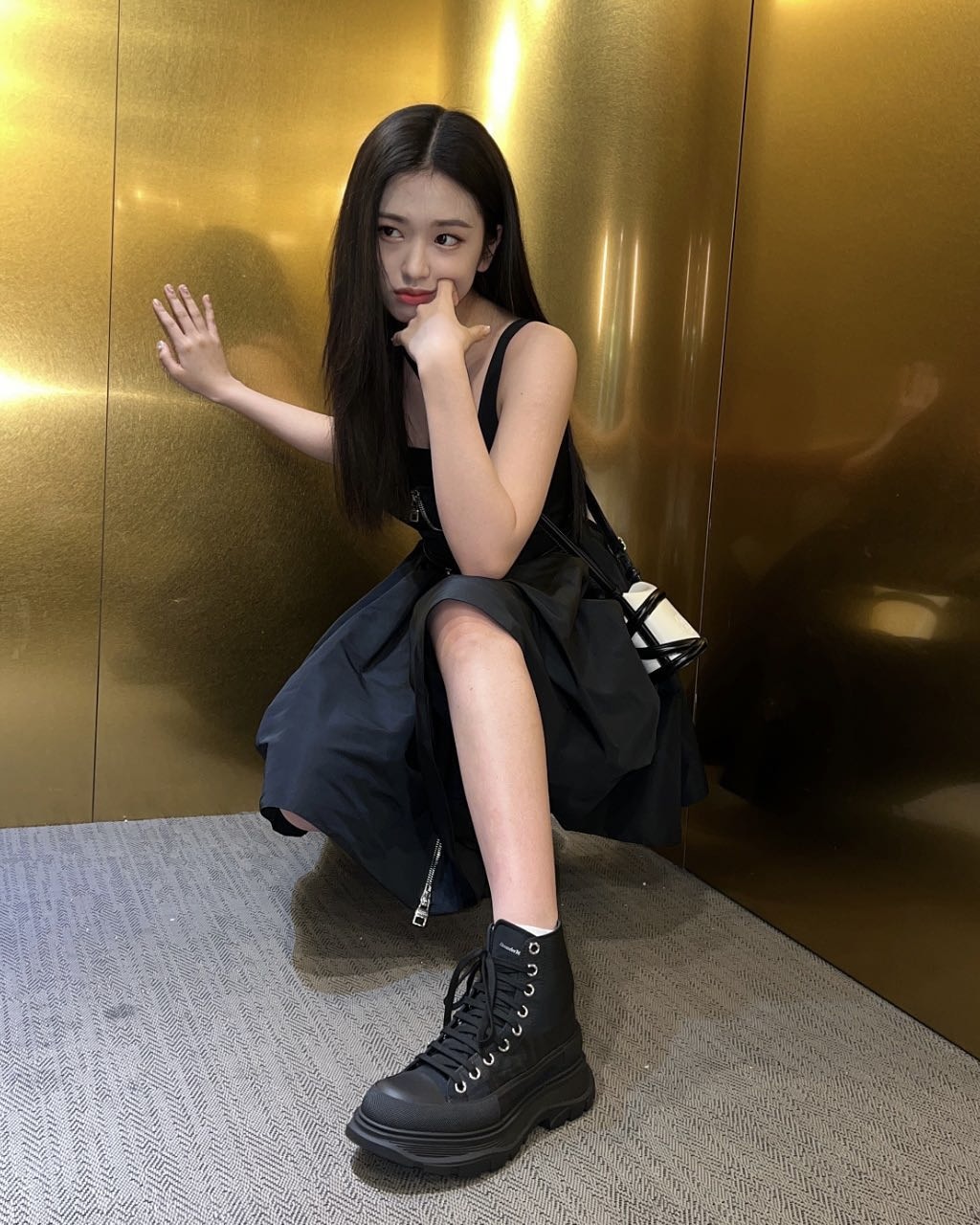연관 토픽 이미지