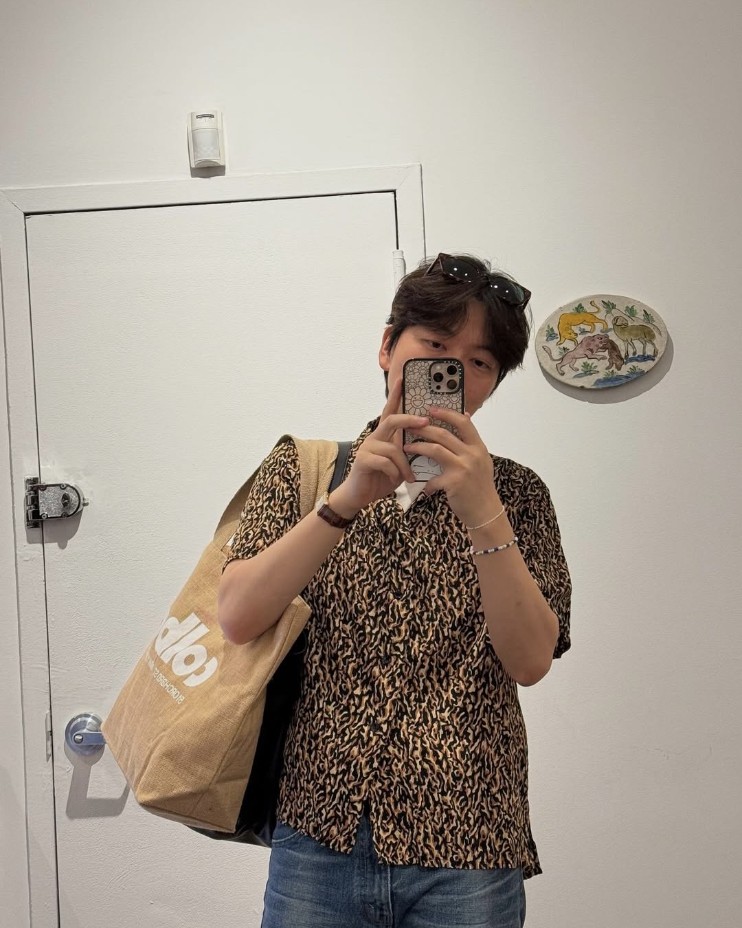 휴가철엔 오픈칼라셔츠🏖️ 이미지