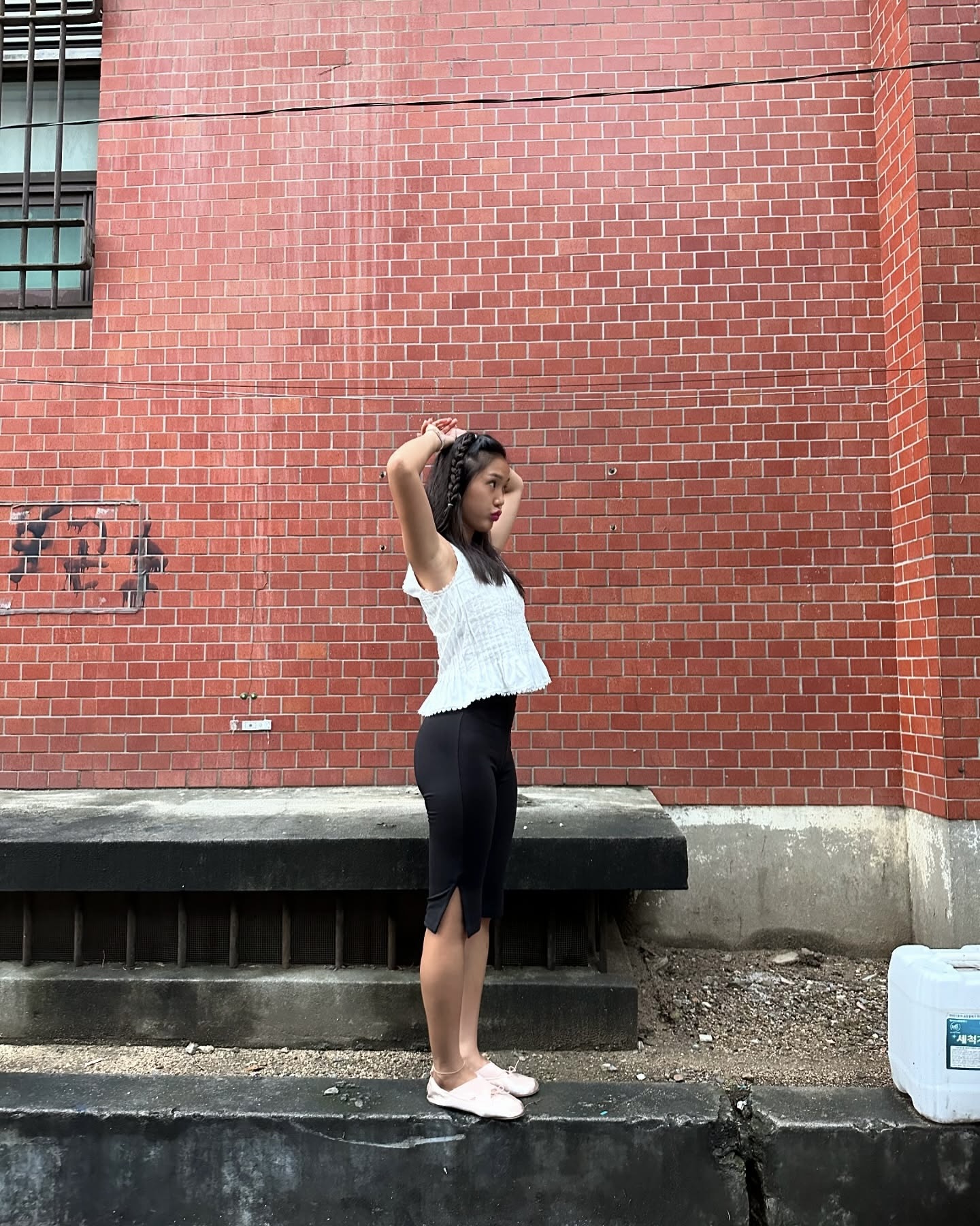 올여름 쇼핑 1순위템, 카프리 팬츠🖤
지금부터 초가을까지 쭉 입는 카프리 팬츠, 지금 담아두세요🛒 이미지
