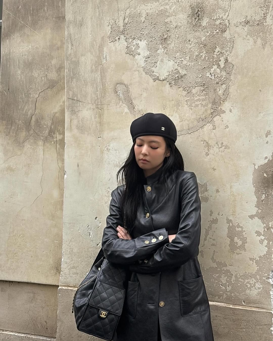 제니가 알려주는🖤🤍가을 샤넬룩
제일 먼저 가을 준비하라고 알려주심🍁🧥분위기 너무 고급지자나 이미지2