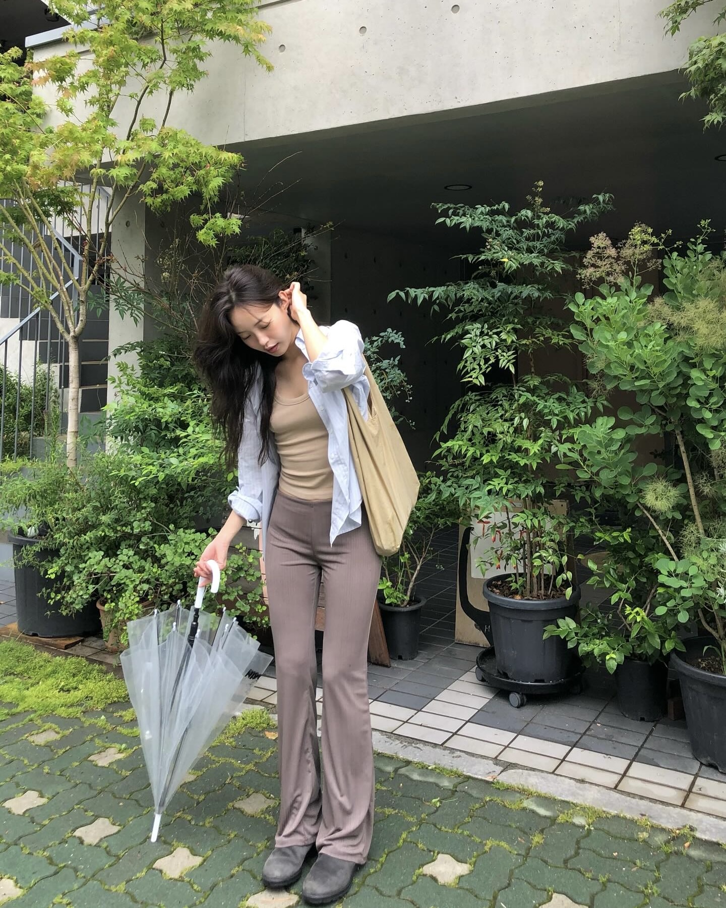 살 빠졌어? 소리 듣는 원마일웨어🏠
입자마자 체형 자동 보완 되는 마법템, 그 매력에 빠져보세요💡 이미지5