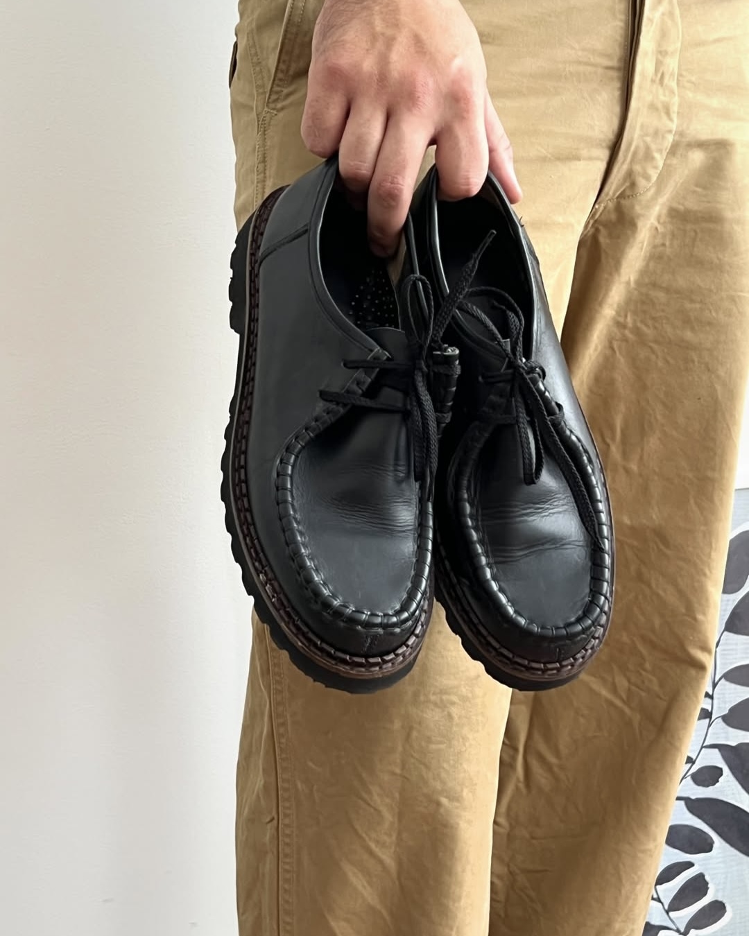 기본 중 기본👞 검정 파라부트 미카엘 이미지