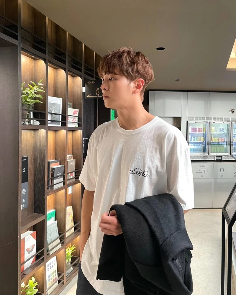 스투시 반팔티로 여름 나기☀️ 이미지4