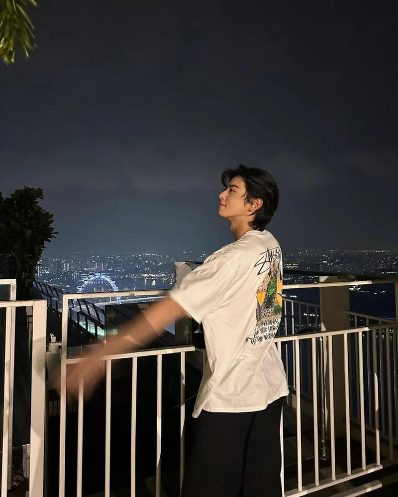 스투시 반팔티로 여름 나기☀️ 이미지3
