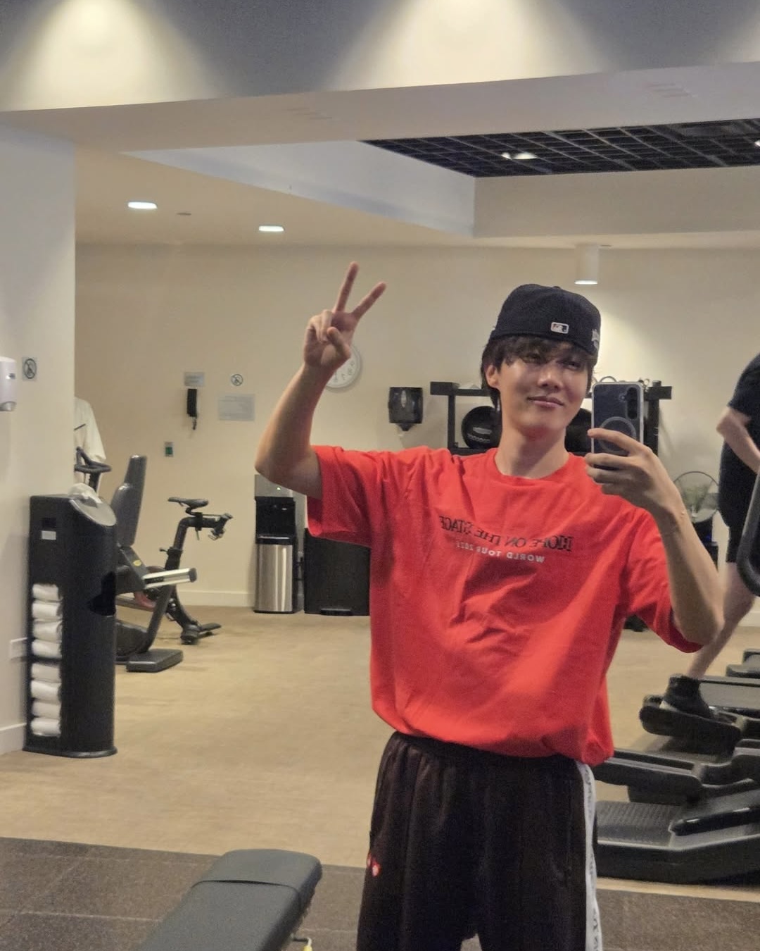 사실 뉴에라는 뒤가 앞임🧢 이미지4