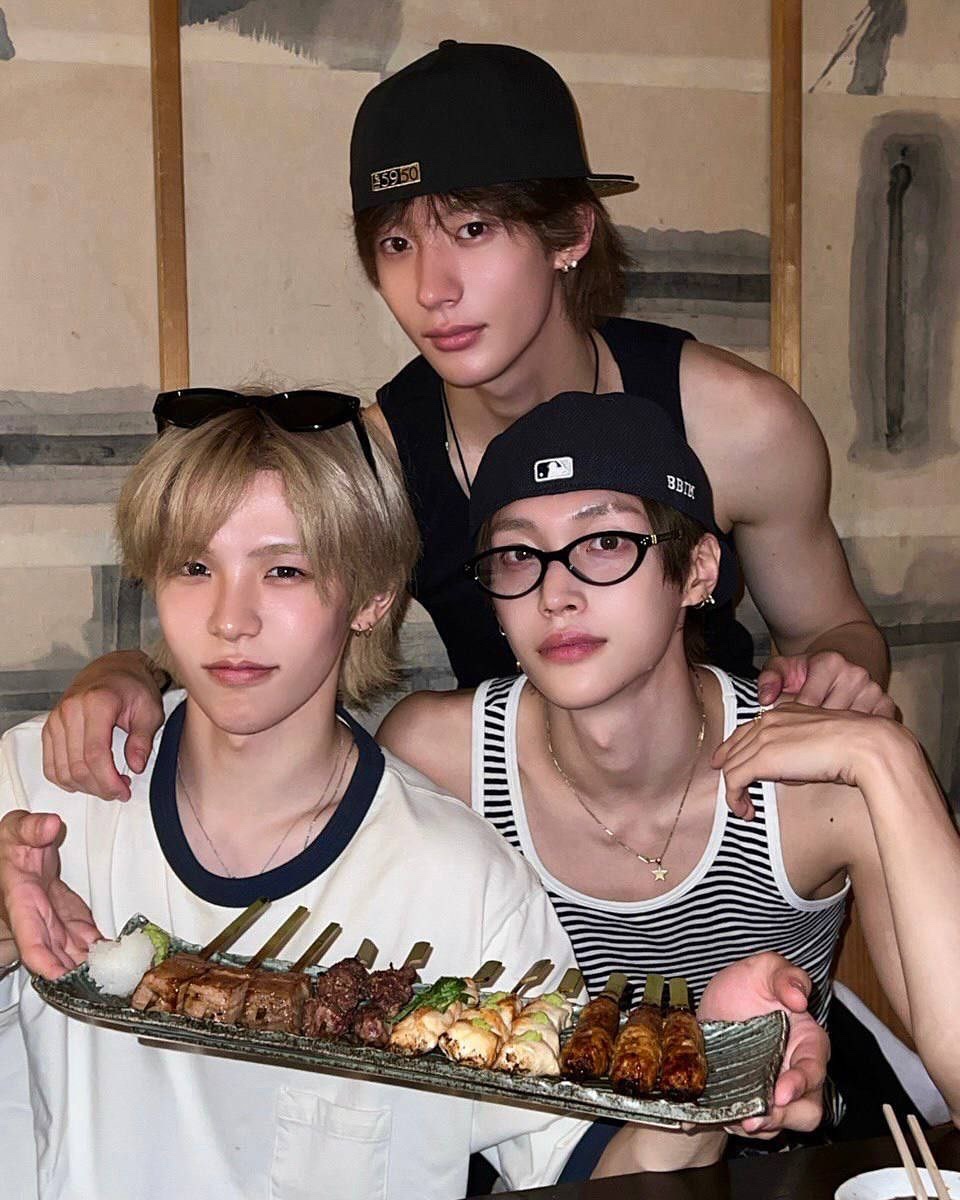 사실 뉴에라는 뒤가 앞임🧢 이미지6