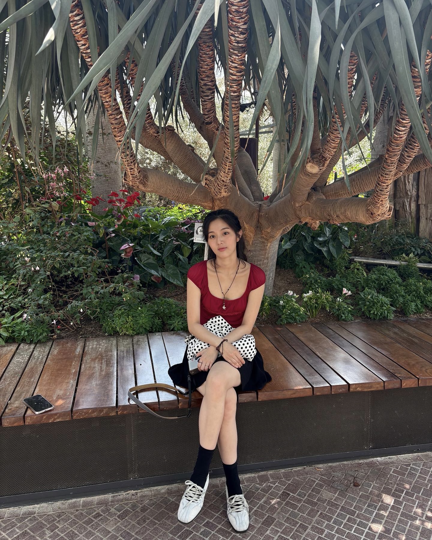다양한 아이템에 땡땡이 콕콕🖤
셀럽픽 도트 아이템 총집합 ☑️🤍 나도 하나 장만 해볼까? 이미지6