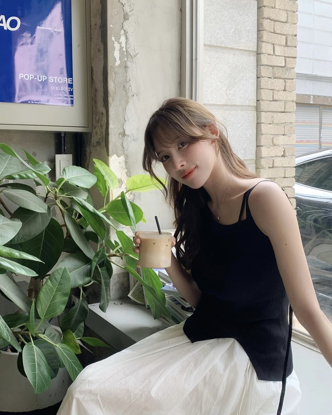 모나미룩 입었는데 심박수 컬러풀💓 이미지"