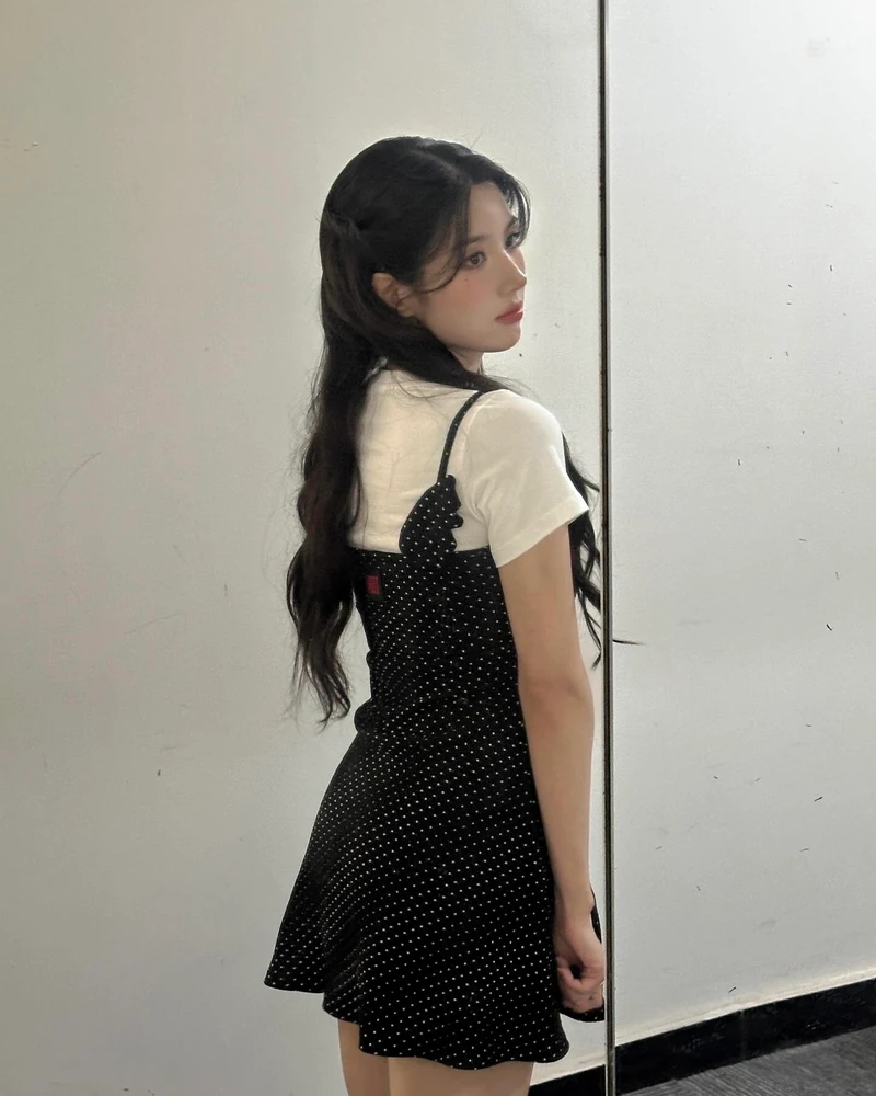 다양한 아이템에 땡땡이 콕콕🖤
셀럽픽 도트 아이템 총집합 ☑️🤍 나도 하나 장만 해볼까? 이미지3