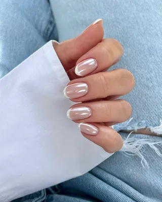 파우더 네일 못 참지🤍
다음 달 네일은 영롱하게, 파우더 네일로 예약할게요💅✨ 이미지