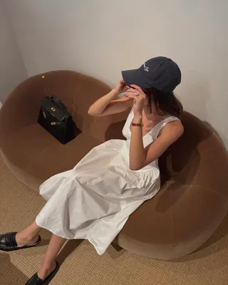 더위+부스스? 볼캡으로 봉인🧊
36도 폭염 속, 그늘도 무드도 챙기고 싶다면 꼭 써야죠🌤️🧢 이미지