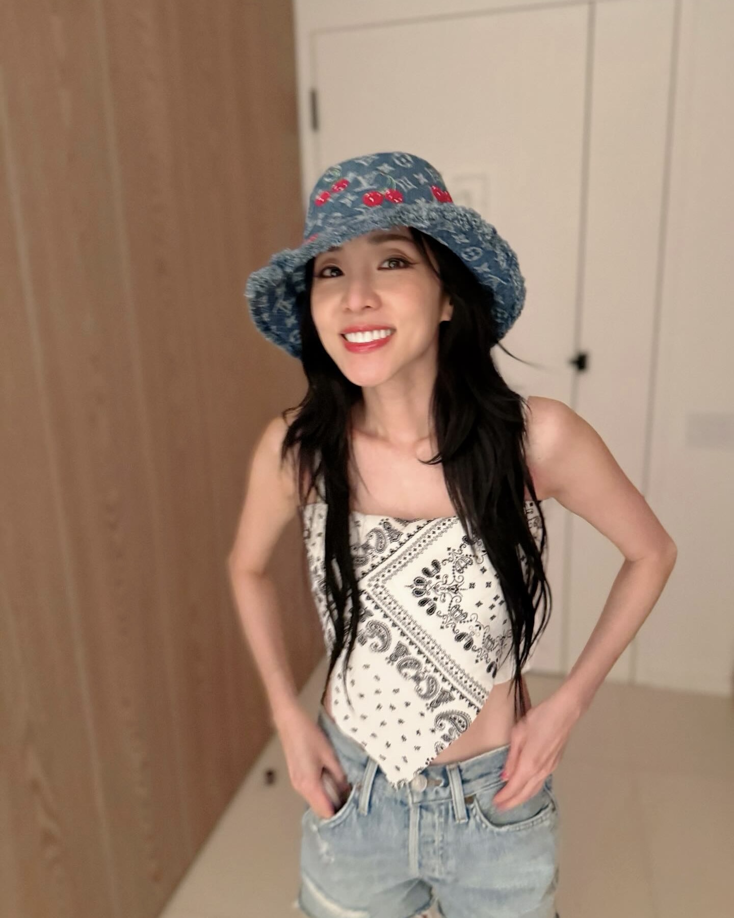 버킷햇으로 갈아탈 시간⏱️
볼캡은 모자, 버킷햇은 솔루션🧢 ➡️ 🛟 지금 바꿔보세요 이미지7