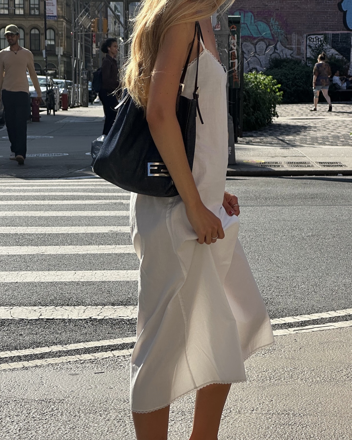 원피스 입고 싶은 날 있잖아👗🤍 더위도 잊게 만드는 한 벌, 길이는 끌리는대로✨ 썸머룩 완성 이미지