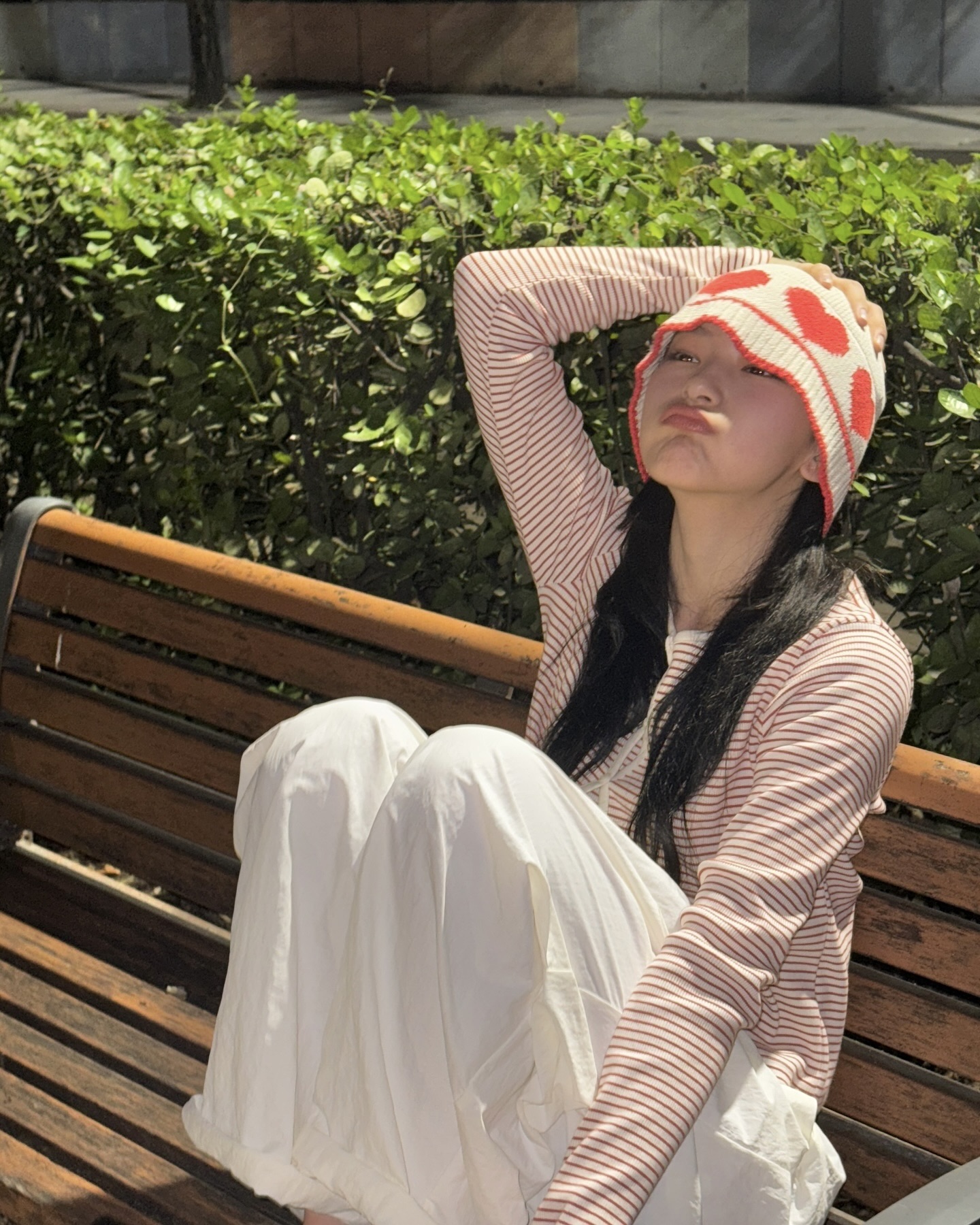 버킷햇으로 갈아탈 시간⏱️
볼캡은 모자, 버킷햇은 솔루션🧢 ➡️ 🛟 지금 바꿔보세요 이미지3