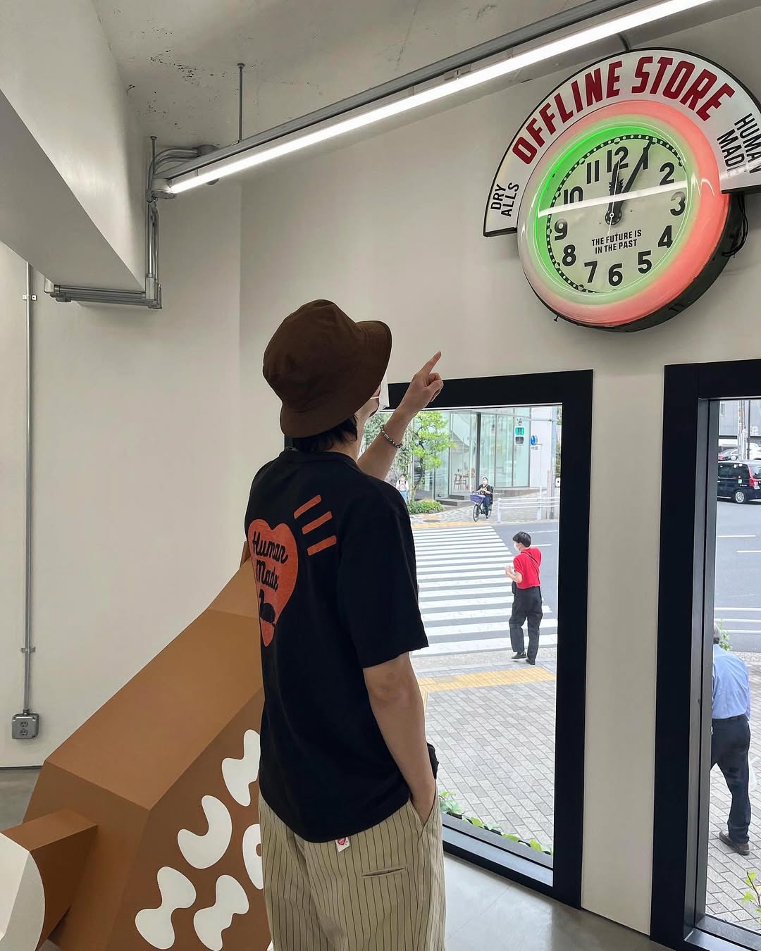 휴먼메이드 반팔티 하나 정돈🎲 이미지5