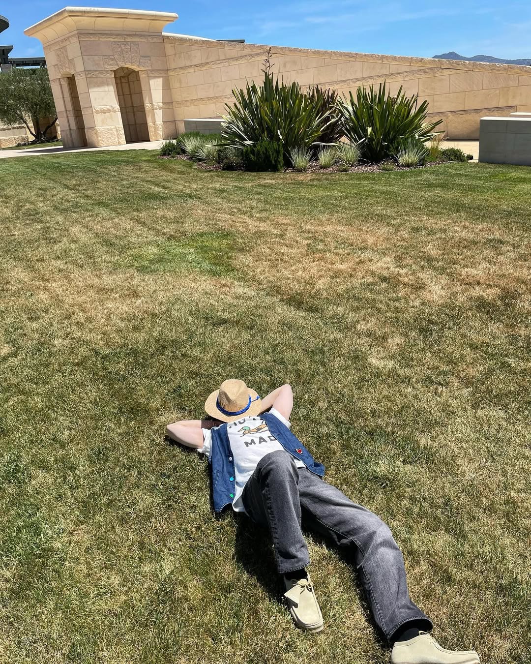 휴먼메이드 반팔티 하나 정돈🎲 이미지6