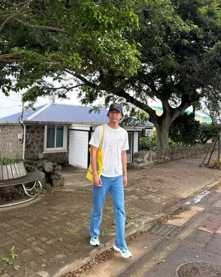 더위엔 흰 새티스파이 빵꾸티🍦 이미지