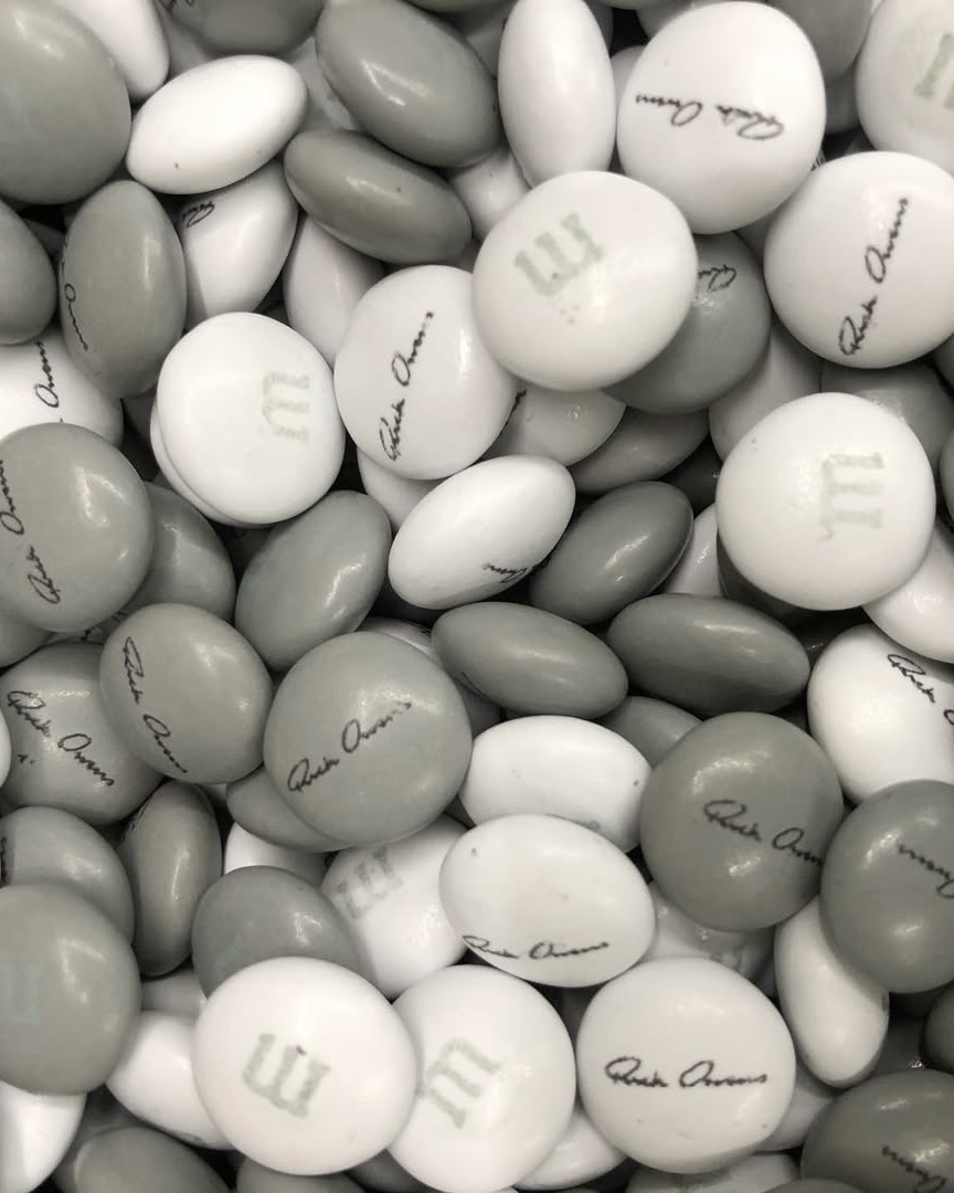 먹기 아까운 릭오웬스 x m&m🍫 이미지