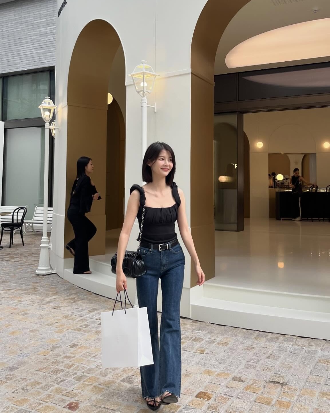 연관 토픽 이미지