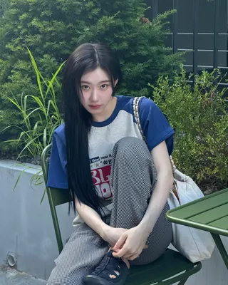 반팔 유목민, 나그랑티로 정착📍
오늘도 ‘이 티’만 찾게 되는 나…🌀😳나그랑 중독 주의하세요 이미지