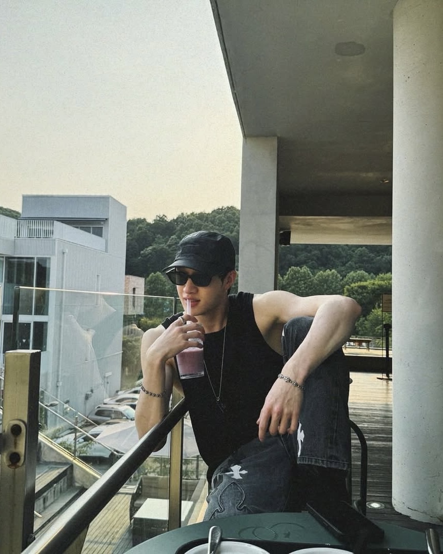 더위에도 찾는 크롬 데님팬츠☠️ 이미지4