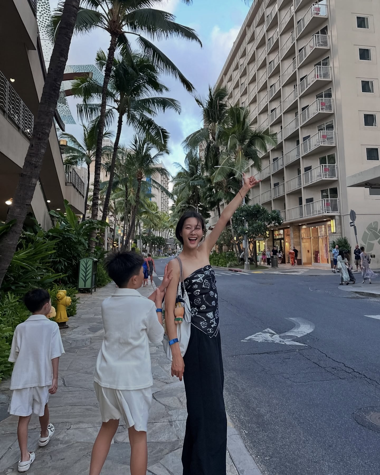 따숩다..가족여행 행복모먼트💞
오늘의 @힐링샷📸 화면 속 웃음에, 나도 모르게 따라 웃는 중😊 이미지2