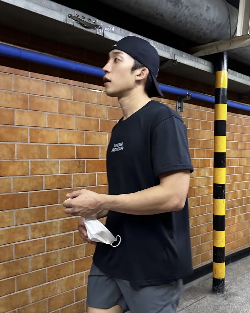 소매 롤업은 선택 아닌 필수☑️ 이미지7