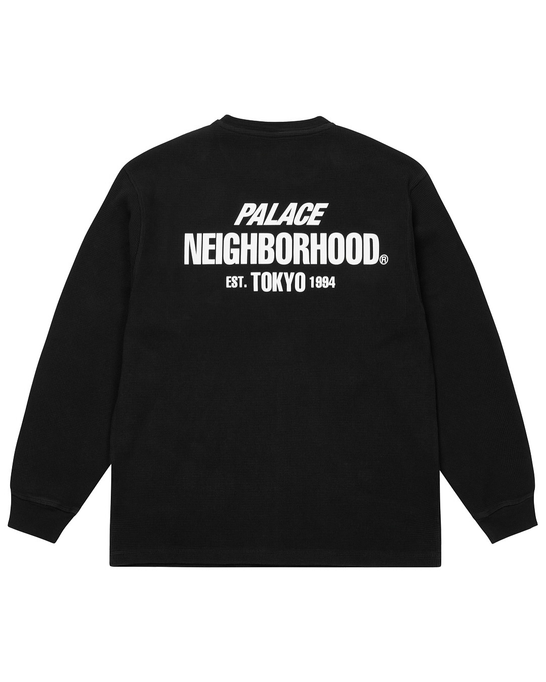 어제는 티저, 오늘은 아이템 공개?
팔라스와 네이버후드의 바이크 무드 컬렉션, 라인업 일부 공개 📸
모터사이클 문화와 스트릿 웨어를 결합한 이번 협업의 추가 아이템이 공개되었습니다. 네이버후드의 강렬한 그래픽과 팔라스의 트라이퍼그 모티프가 다양한 아이템에 적용되어 러프한 레이싱 무드를 선명하게 전달합니다.
라이딩의 에너지를 그래픽으로 풀어낸 이번 컬렉션은 북미, 유럽에서 8월 15일, 아시아, 호주에서 8월 16일 출시 예정입니다. 이미지3