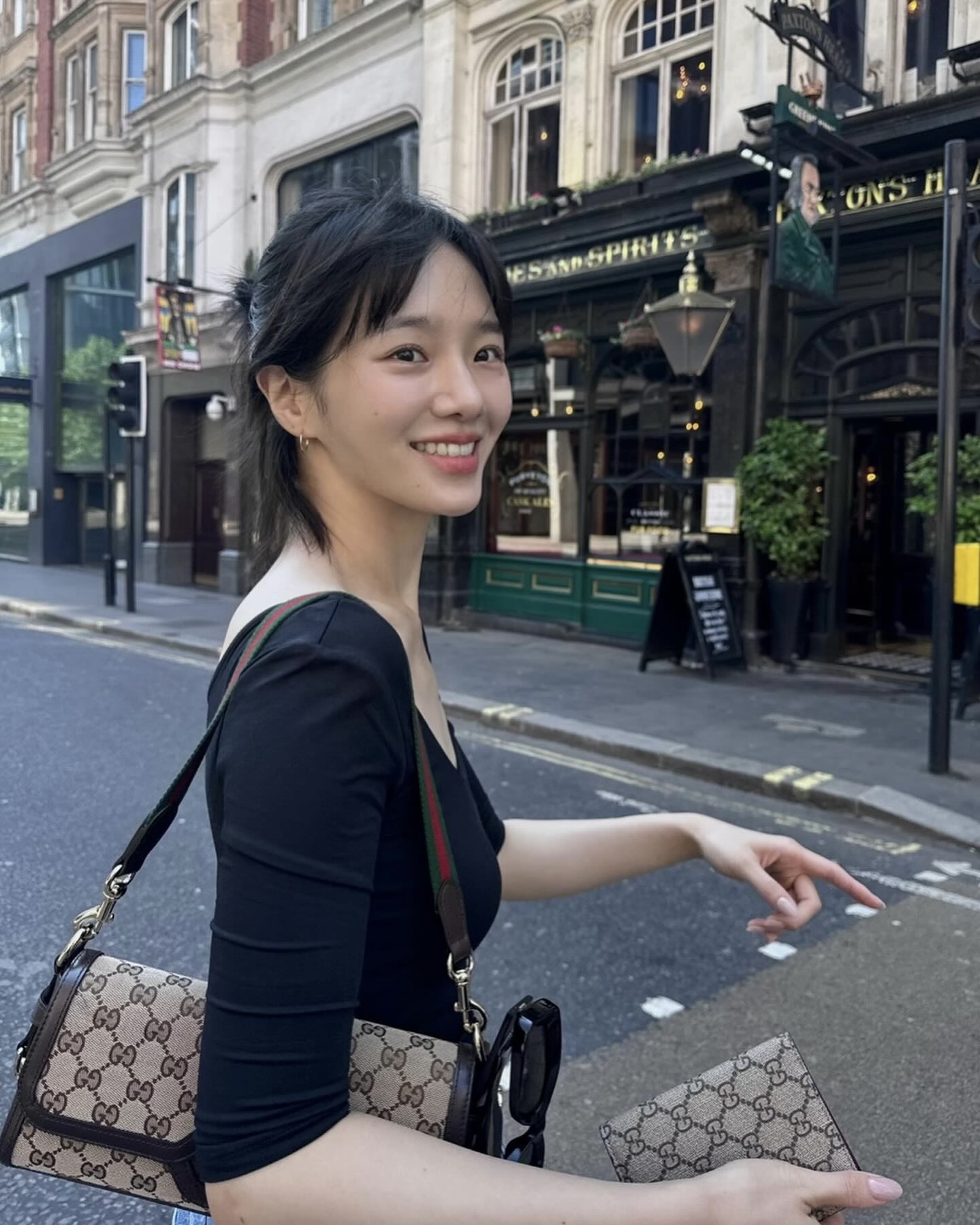 연관 토픽 이미지