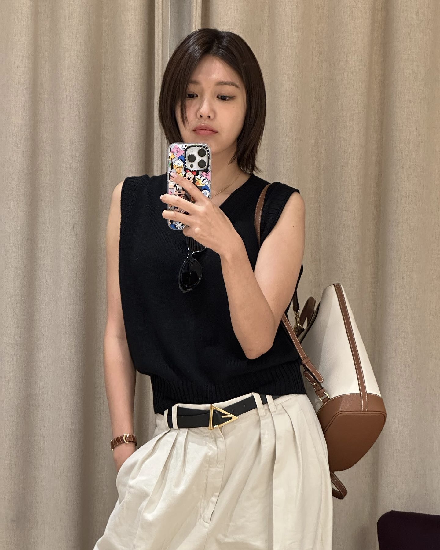 머리 그냥 자르지 마세요😉🤍
예쁜 레이어드 헤어 참고해서 스타일링 변화 주기 ㄱㄱ💇♀️ 이미지