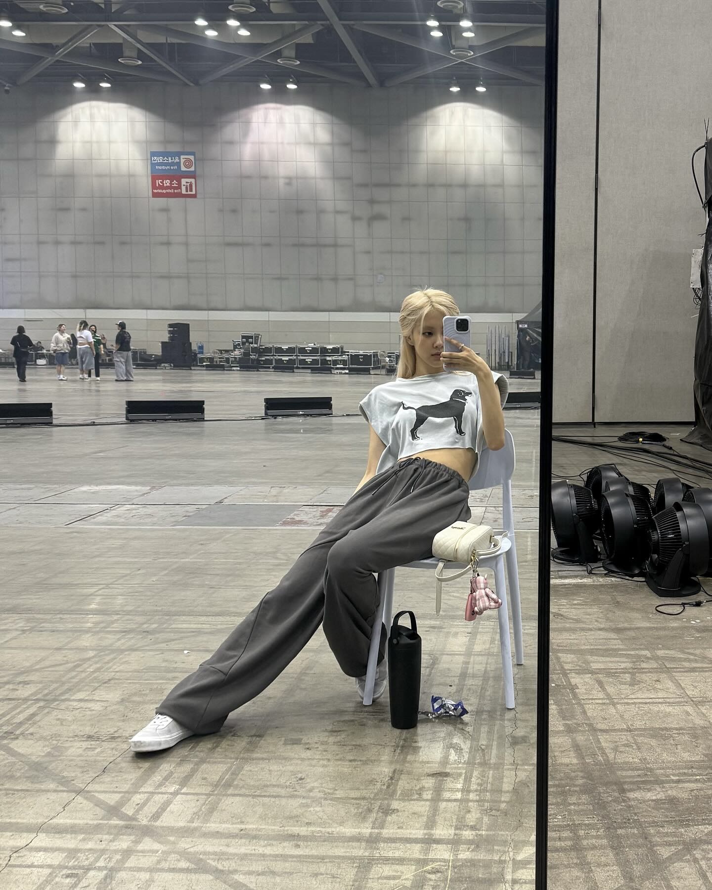 편하고 예쁘다?🙂‍↕️🩷 편안함과 스타일을 동시에 챙기는 완벽한 트레이닝룩🏃‍♀️ 이미지