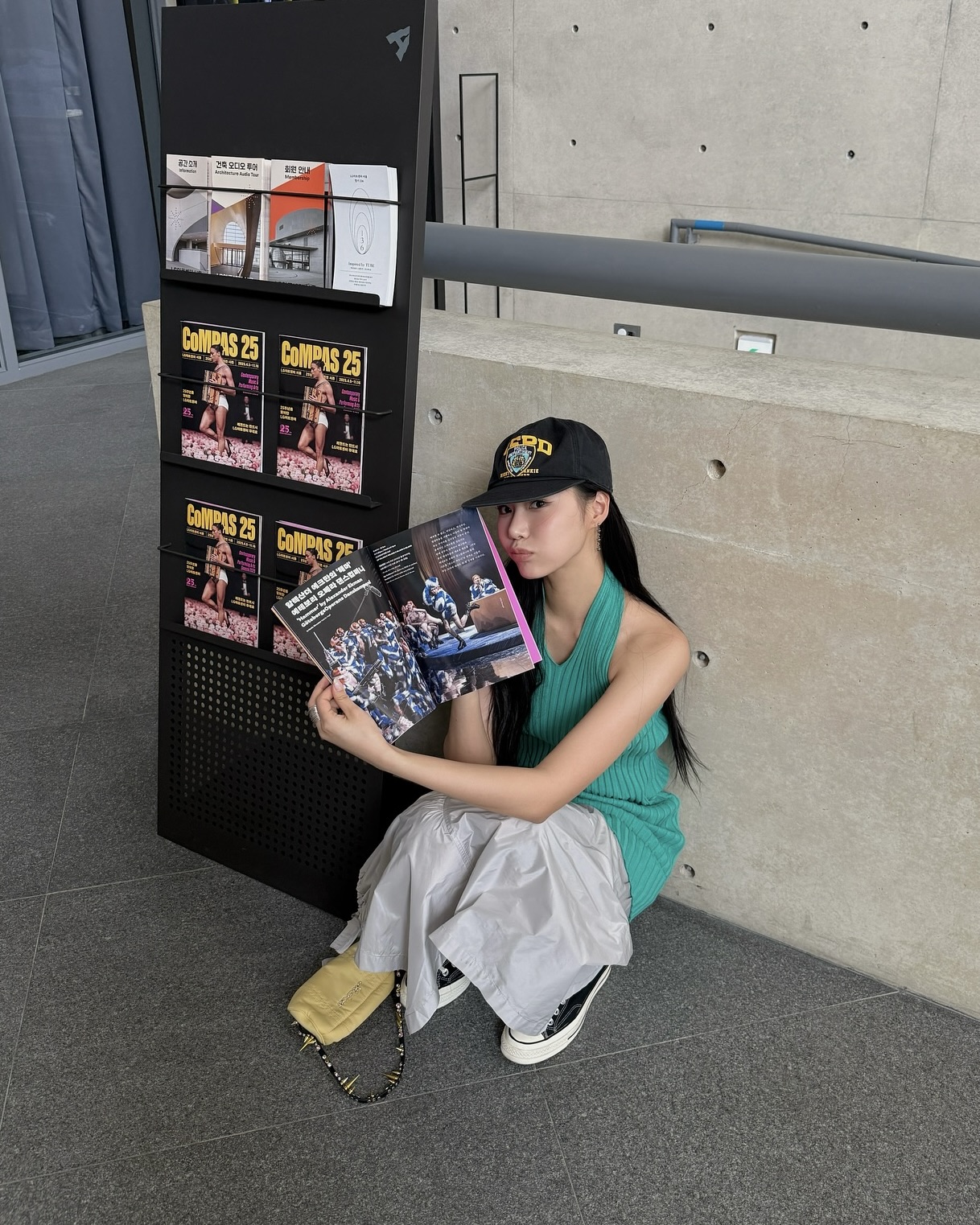 머리 위 근본템, 여름 맛 볼캡 출동🧢
심플 코디? 볼캡 하나로 시그니처 완성💫💙 쿨하게 마무리하자 이미지6